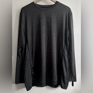 EUC~Men’s Real Essentials Long Sleeve Shirt